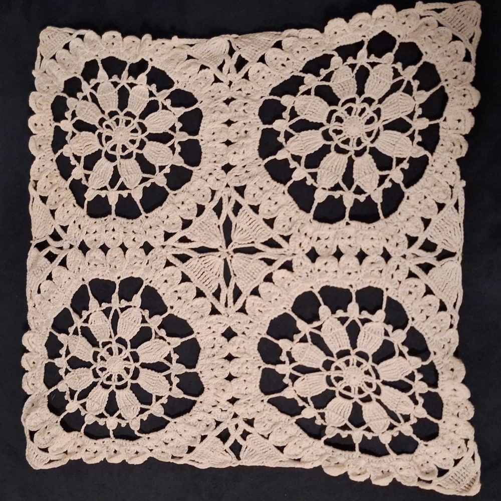 2 crochet dollies